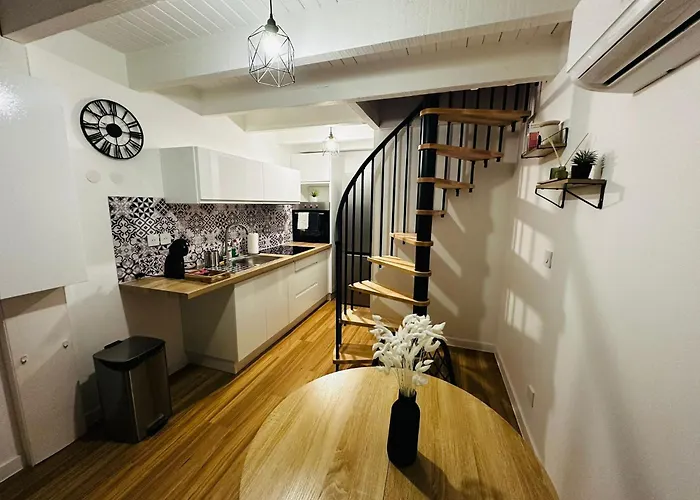 Duplex En Hyper Centre, Calme, Acces Autonome